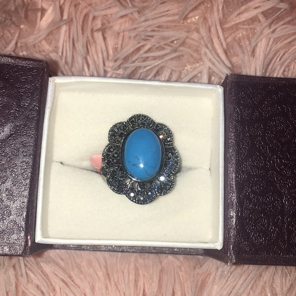 Very cute nice looking for the ladies - Picture 1 of 3